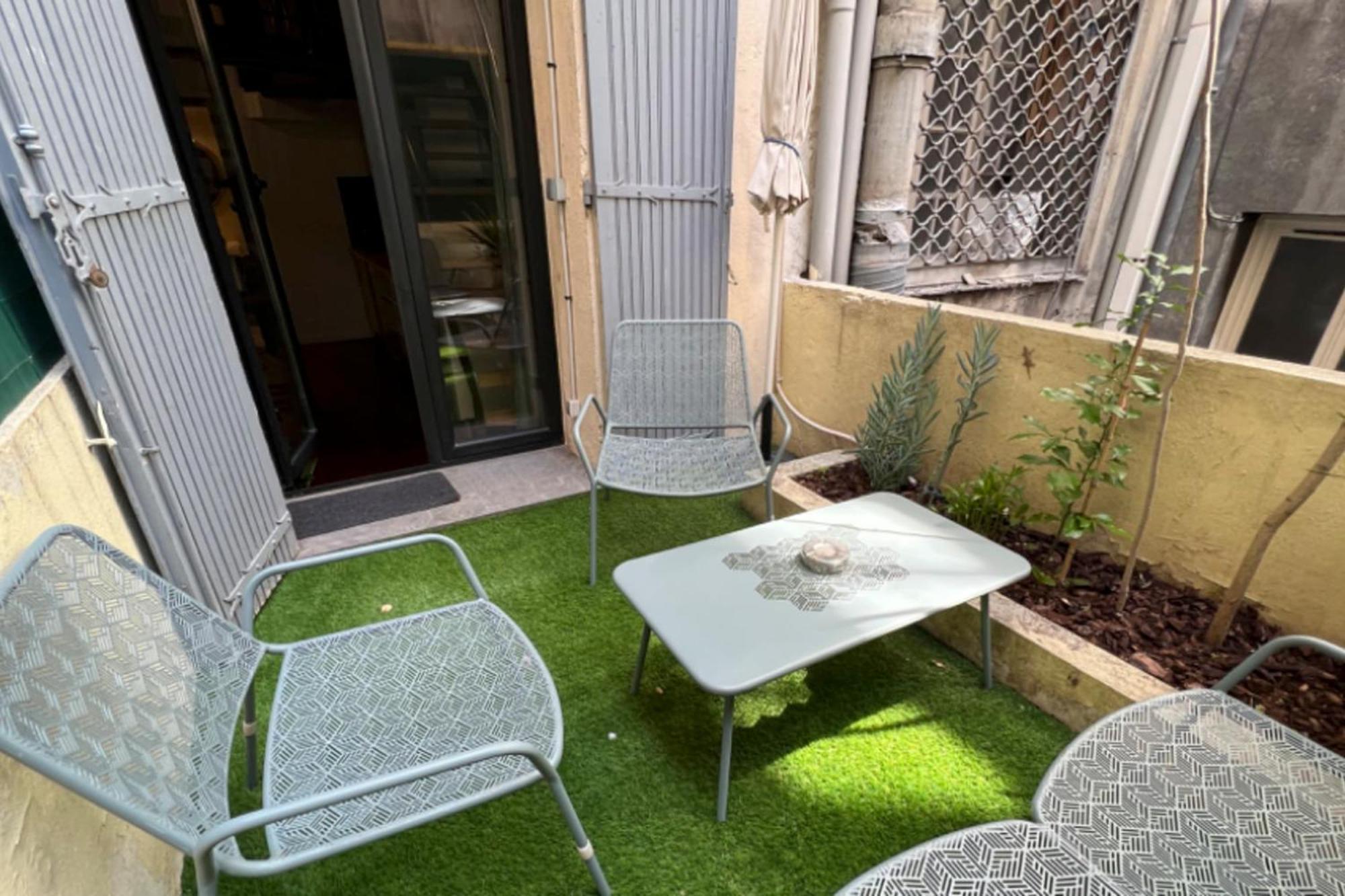 Le Nid Douillet - Vieux Port Lägenhet Marseille Exteriör bild